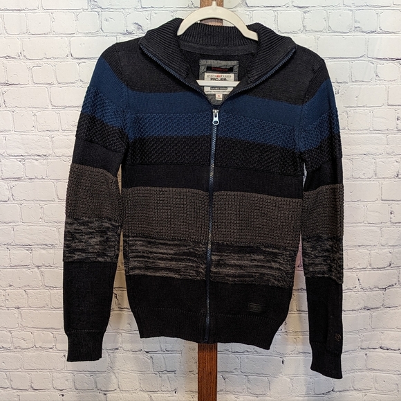 Zip Up Sweater - Picture 1 of 9